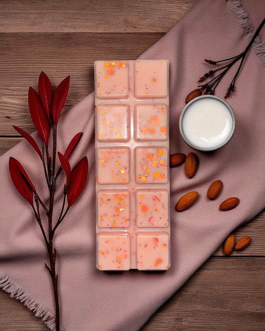 Warm Cashmere & Almond Milk